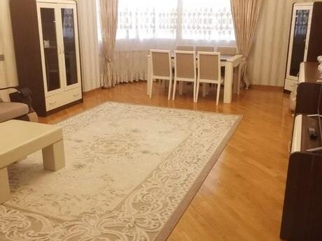 Kirayə 3 otaqlı mənzil, 130 m², Nəsimi: 1 000 ₼/ay 2