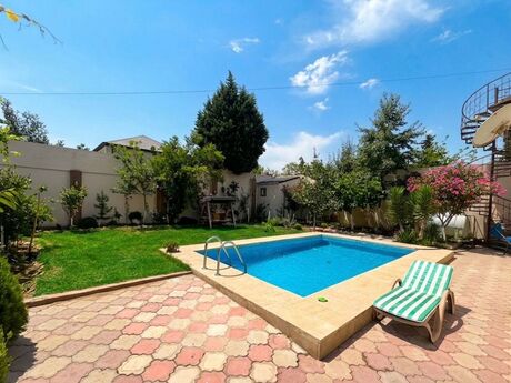 4 otaqlı həyət evi, 285 m², Novxanı: 260 000 ₼ 2