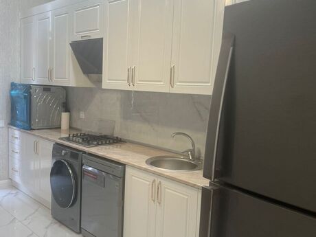 Kirayə 2 otaqlı mənzil, 78 m², Şah İsmayıl Xətai: 1 200 ₼/ay 5