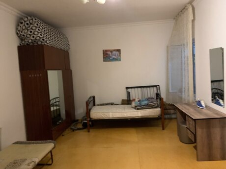 Kirayə 6 otaqlı mənzil, 130 m², 8 Noyabr: 150 ₼/ay 5