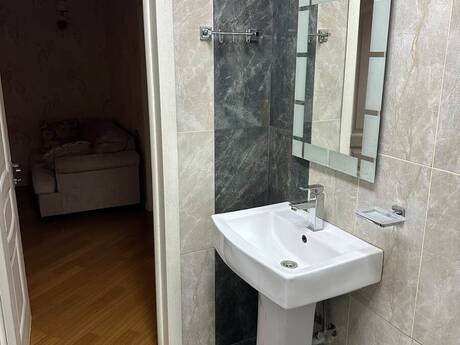Kirayə 3 otaqlı mənzil, 118 m², Nəriman Nərimanov: 1 150 ₼/ay 3