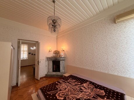 3-room apartment for rent, 75 m², İçəri Şəhər: 800 ₼/mo 4