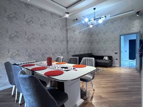 2 rooms · 65 m² · floor 17/17, 28 May