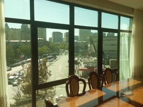 Kirayə 3 otaqlı mənzil, 130 m², Nəriman Nərimanov: 1 200 ₼/ay 3