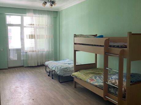 Kirayə 4 otaqlı mənzil, 150 m², 8 Noyabr: 1 000 ₼/ay 4