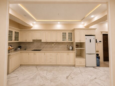 Kirayə 3 otaqlı mənzil, 120 m², 28 May: 1 190 ₼/ay 2