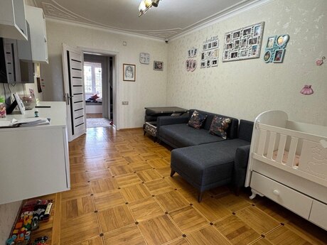 Объявление №6404145 - Баку, м. Элмляр Академиясы, 3-комн., 80 м², 3/5 этаж