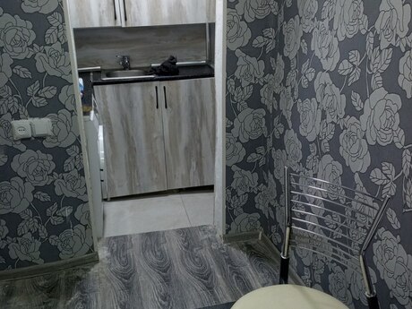 1-room apartment for rent, 16 m², Nizami: 380 ₼/mo 3