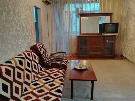 Elan №6404239 - Bakı, İnşaatçılar m., 2 otaqlı, 45 m², 5/5 mərtəbə