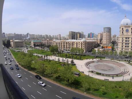 3-room apartment, 110 m², Nizami: 320 000 ₼ 2