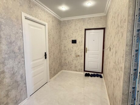 3-room apartment, 96 m², Azadlıq Prospekti: 255 000 ₼ 2
