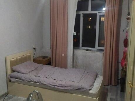 4 otaqlı mənzil, 100 m², Massiv A: 180 000 ₼ 2
