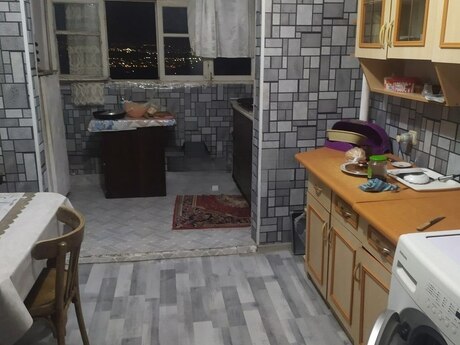 4 otaqlı mənzil, 100 m², Massiv A: 180 000 ₼ 4
