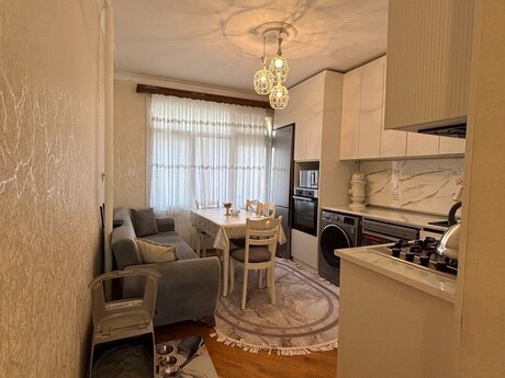 Elan №6404381 - Bakı, Əhmədli m., 2 otaqlı, 68 m², 4/9 mərtəbə