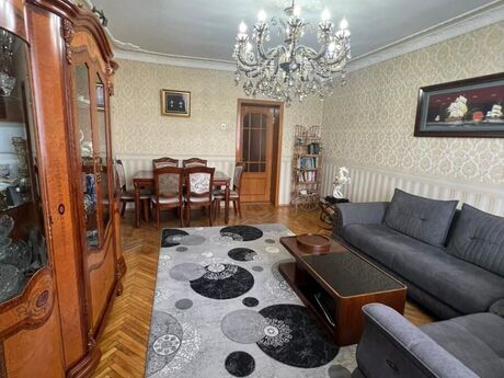 4 otaqlı mənzil, 115 m², Elmlər Akademiyası: 315 000 ₼ 2