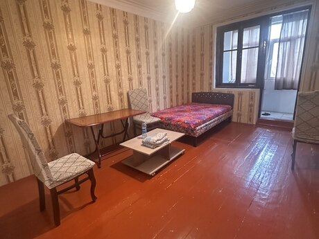 Kirayə 1 otaqlı mənzil, 35 m², 8-ci mikrorayon: 450 ₼/ay 3