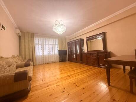 3 otaqlı mənzil, 148 m², İnşaatçılar: 290 000 ₼ 5