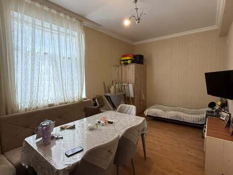 2 rooms · 68 m² · floor 2/9, Yasamal