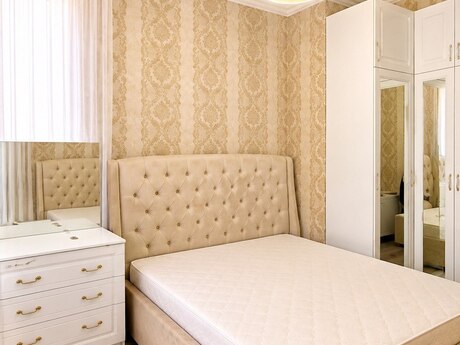 2 otaq · 51 m² · 13/19 mərtəbə, 20 Yanvar