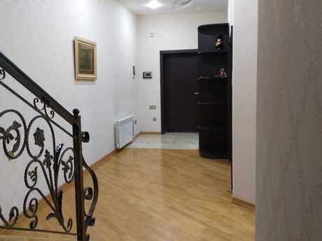4 otaqlı həyət evi, 200 m², Binəqədi: 150 000 ₼ 2