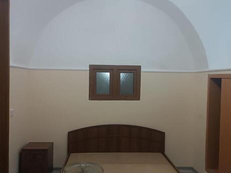 3-комнатная квартира, 65 м², İçəri Şəhər: 165 000 ₼ 3