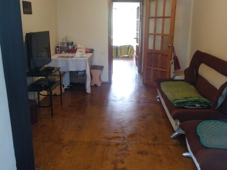 2 rooms · 40 m² · floor 2/5, Bakıxanov