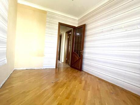 3 otaqlı mənzil, 95 m², Elmlər Akademiyası: 240 000 ₼ 3