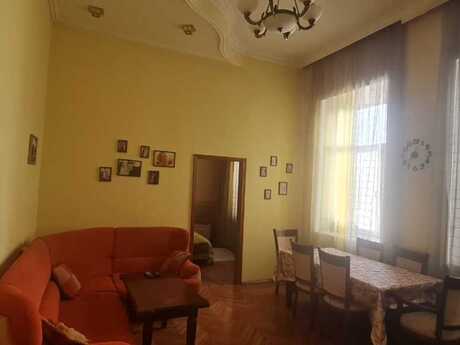 4 otaqlı mənzil, 90 m², Sahil: 330 000 ₼ 4