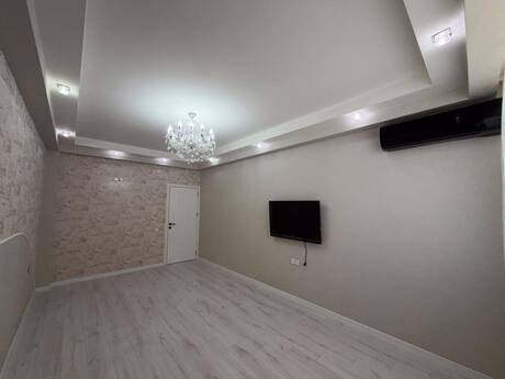 Elan №6404793 - Bakı, Gənclik m., 2 otaqlı, 68 m², 15/18 mərtəbə