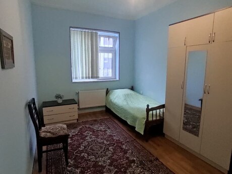 Elan №6404812 - Bakı, Nəriman Nərimanov m., 3 otaqlı, 75 m², 1/3 mərtəbə