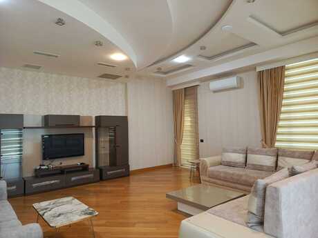 Kirayə 4 otaqlı mənzil, 260 m², Altes Plaza: 2 800 ₼/ay 3