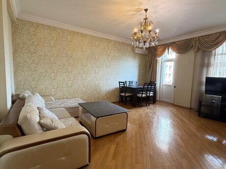 Продаётся 3-комнатная квартира в новостройке, Nizami, 145 м², 409 000 AZN, фото 3 / 12
