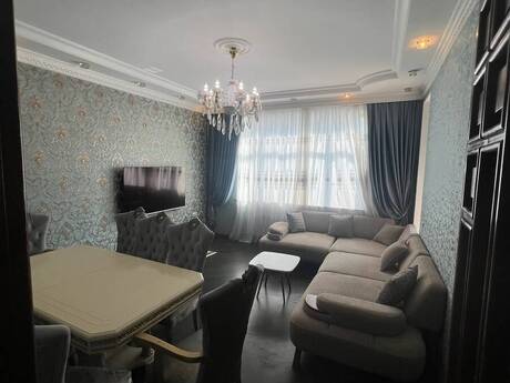 Kirayə 3 otaqlı mənzil, 130 m², Nizami: 1 199 ₼/ay 2