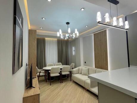 Kirayə 2 otaqlı mənzil, 70 m², Grand Hayat: 1 100 ₼/ay 2