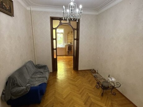 4-room apartment for rent, 120 m², Nəriman Nərimanov: 1 000 ₼/mo 5