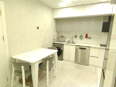 3 otaqlı mənzil, 80 m², Nərimanov: 270 000 ₼ 3