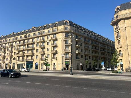 Объявление №6405142 - Баку, м. Шах Исмаил Хатаи, 3-комн., 110 м², 6/7 этаж