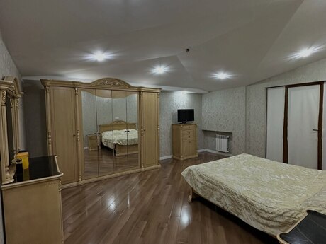 4 otaqlı mənzil, 176 m², İnşaatçılar: 320 000 ₼ 4
