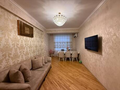 3 otaq · 90 m² · 3/16 mərtəbə, Azadlıq Prospekti
