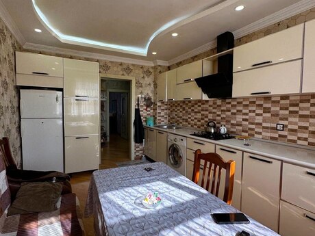3 otaqlı mənzil, 75 m², Xalqlar Dostluğu: 215 000 ₼ 2
