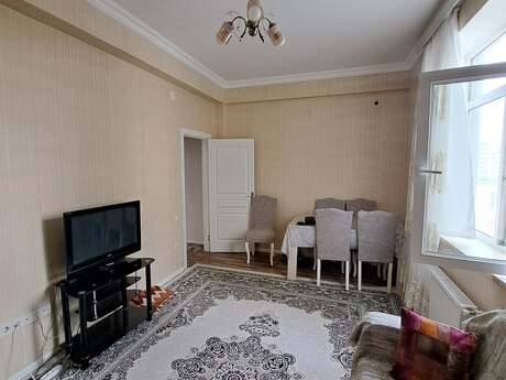 2 rooms · 68 m² · floor 5/9, Park Yasamal