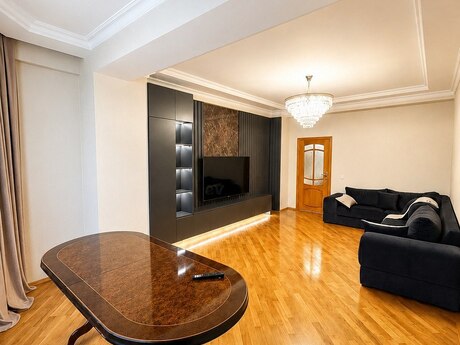 3 otaqlı mənzil, 140 m², Nəriman Nərimanov: 395 000 ₼ 2