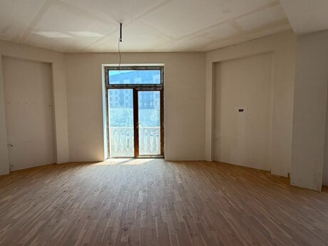 Ağ şəhərdə 3 otaqlı yeni tikili mənzil satılır, 129 m², 549 000 AZN, şəkil 2 / 10