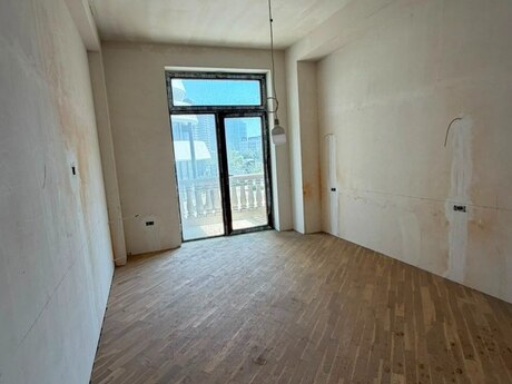 Ağ şəhərdə 3 otaqlı yeni tikili mənzil satılır, 129 m², 549 000 AZN, şəkil 4 / 10
