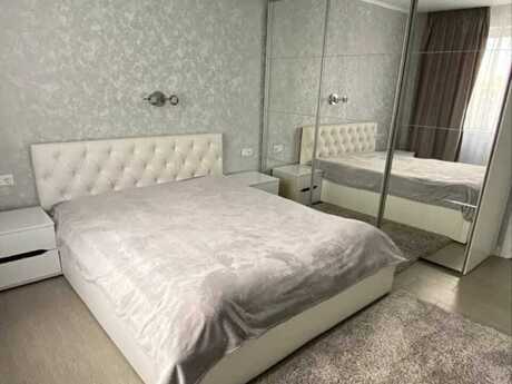 Kirayə 3 otaqlı mənzil, 98 m², Nəriman Nərimanov: 1 093 ₼/ay 2