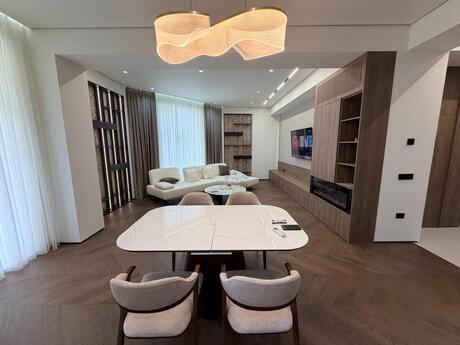 Kirayə 3 otaqlı mənzil, 130 m², Ağ şəhər: 4 000 ₼/ay 3