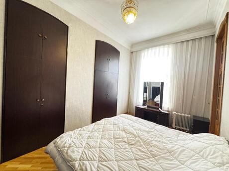 Kirayə 3 otaqlı mənzil, 130 m², Nizami: 1 000 ₼/ay 3