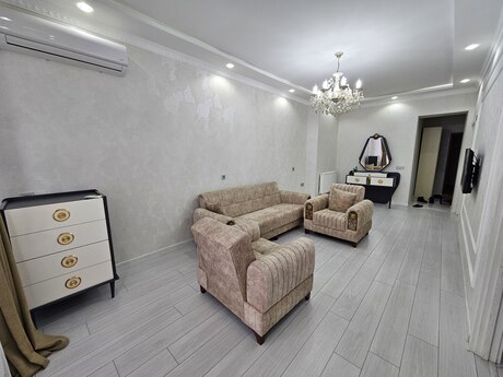 Elan №6405507 - Bakı, Şah İsmayıl Xətai m., 2 otaqlı, 76 m², 21/24 mərtəbə