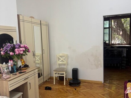 Kirayə 4 otaqlı mənzil, 62 m², 28 May: 900 ₼/ay 3