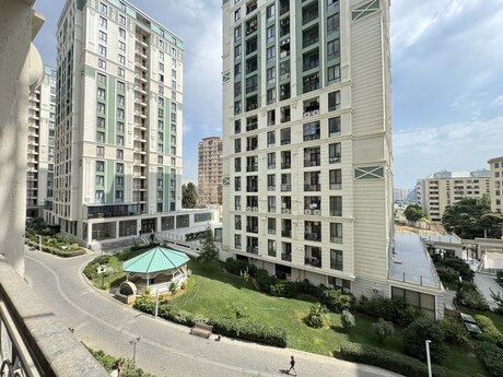 Elan №6405625 - Bakı, Gənclik m., 3 otaqlı, 142 m², 3/17 mərtəbə